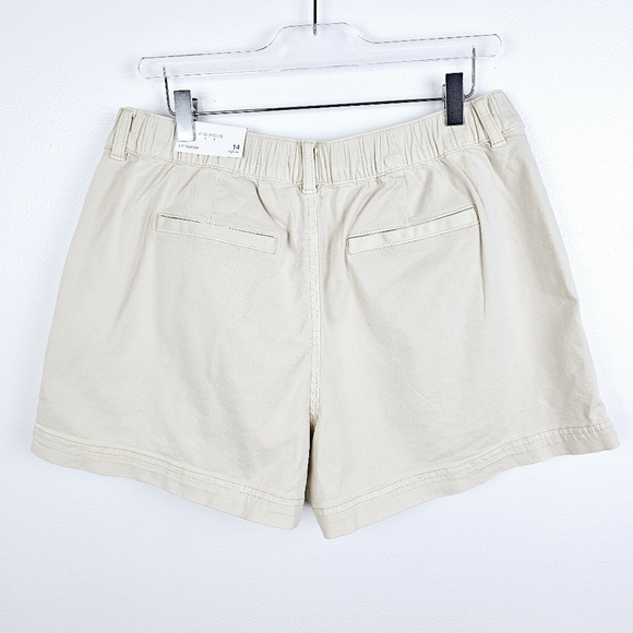 Maurices Tan Twill Pleated Shorts NWT - Picture 7 of 11